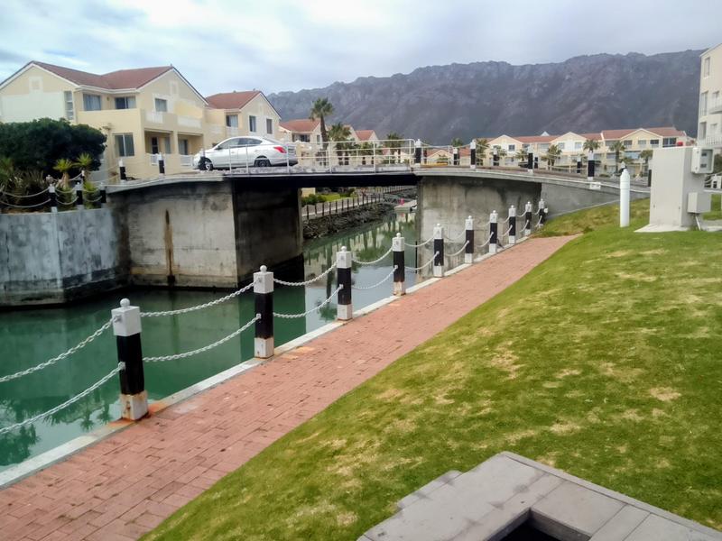 3 Bedroom Property for Sale in Harbour Island Western Cape
